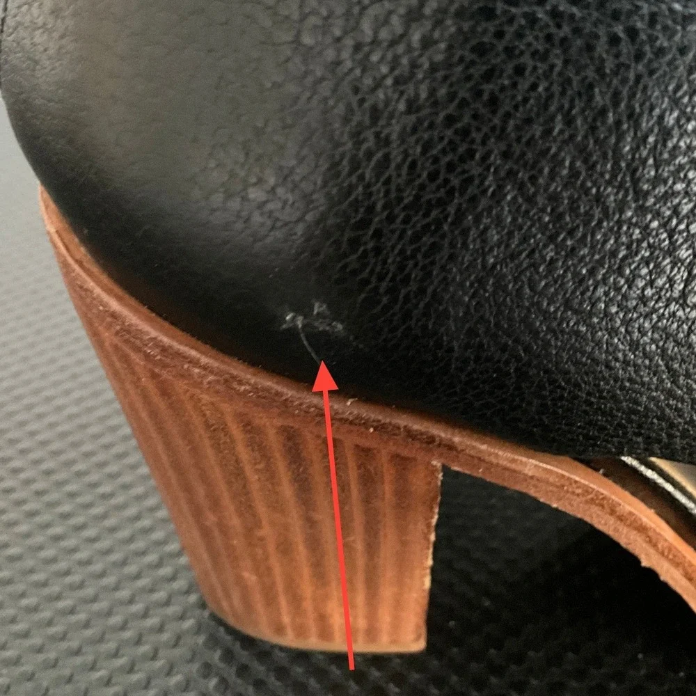 Loeffler Randall pre loved